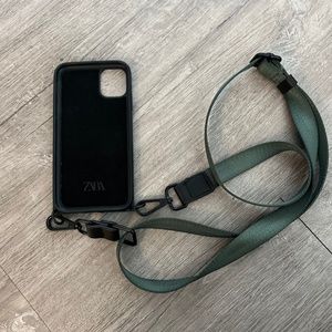 IPHONE 11 CASE